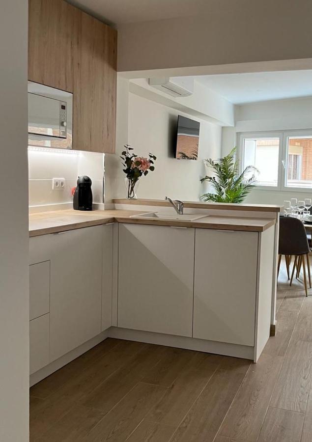 Apartamento Turistico Clavellinas IV Касерес Екстер'єр фото